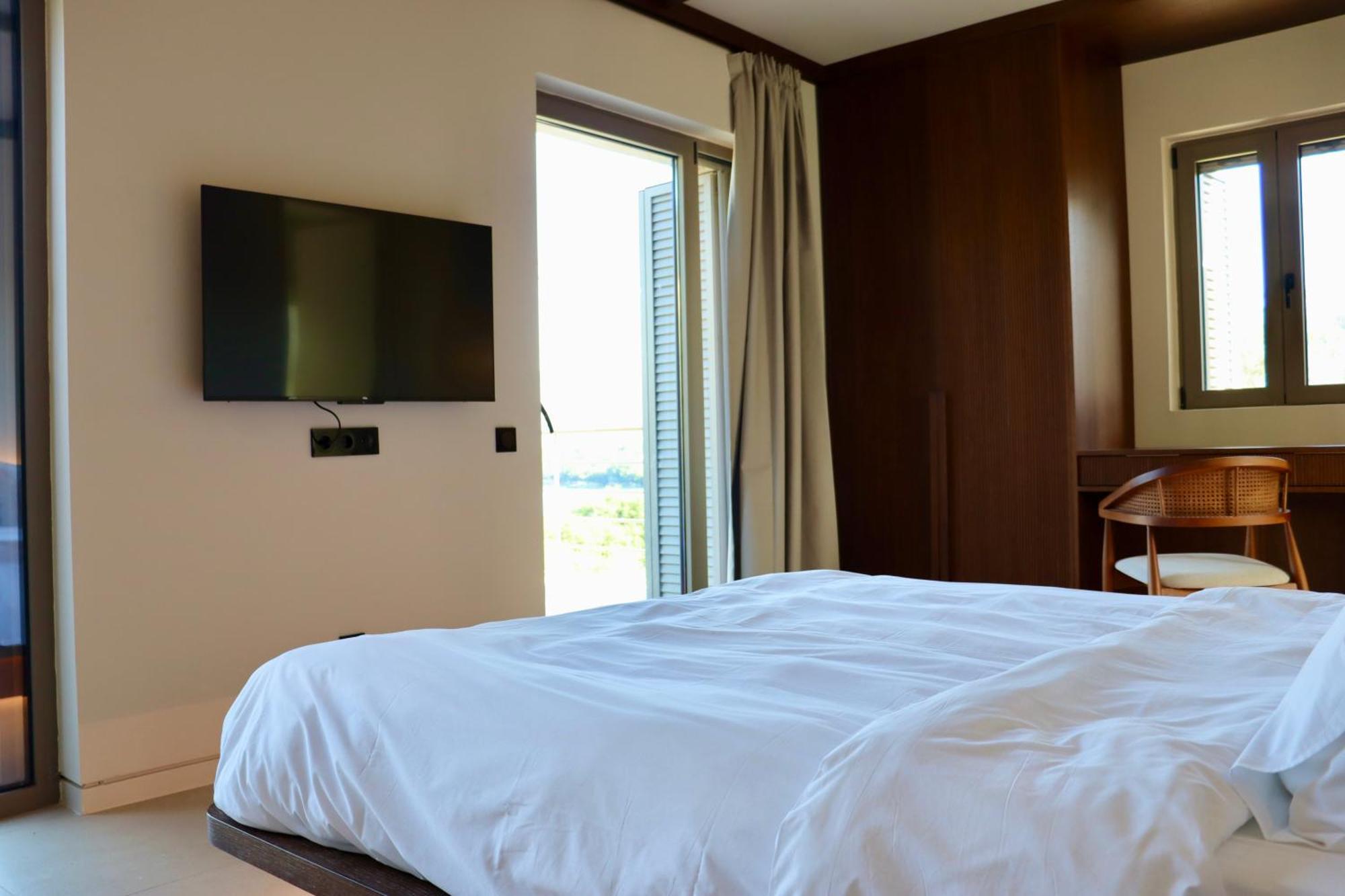 Amphitheatro Boutique Hotel Katomerion Buitenkant foto